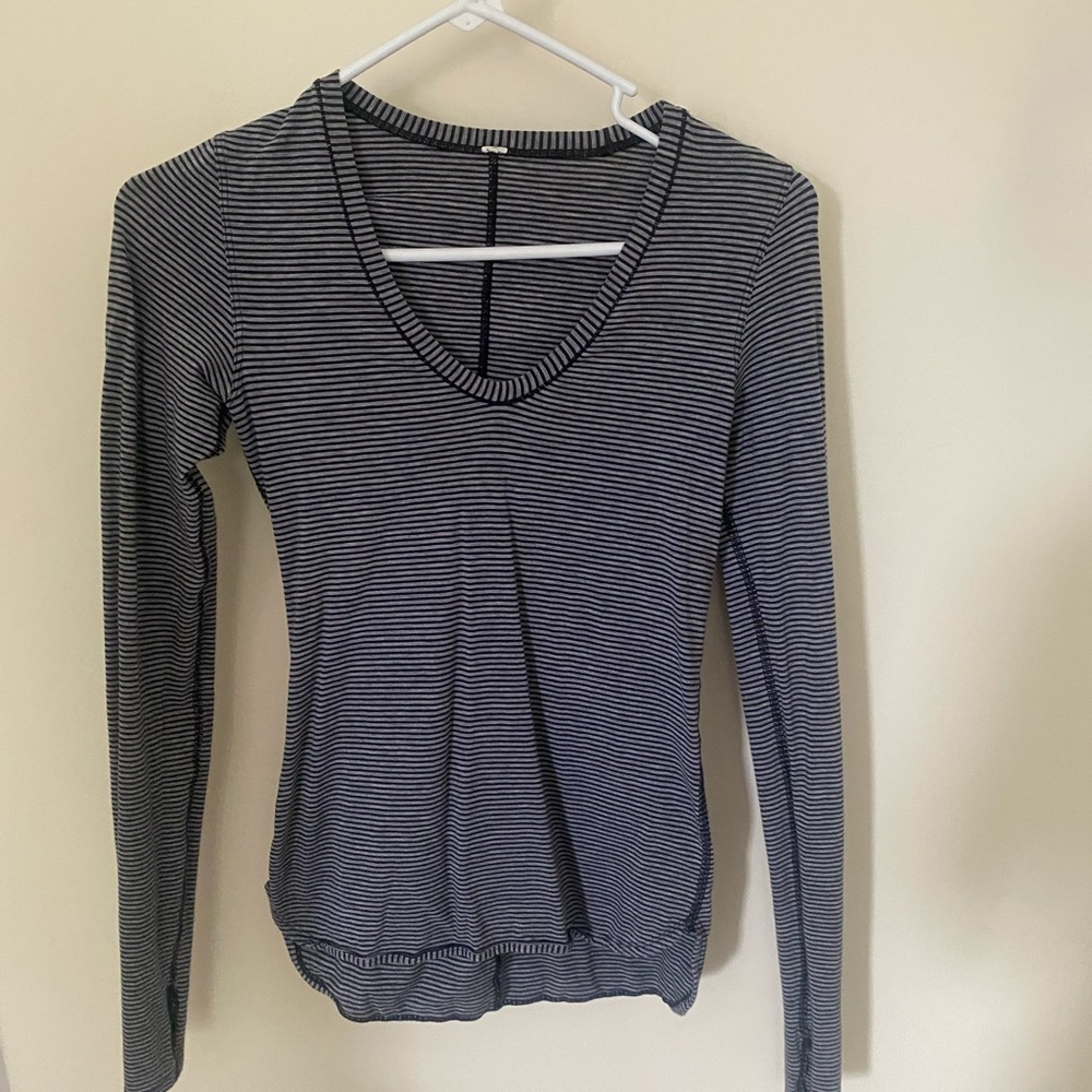 LuLuLemon Long Sleeve Stripped Shirt